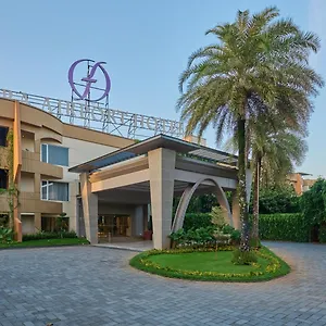 Hotel Flora Airport And Convention Centre Kochi Nedumbassery