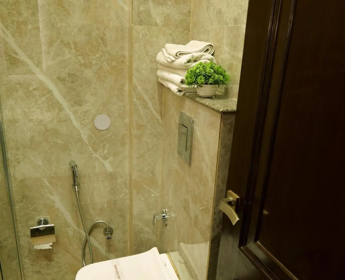 Wood Castle Hotel Delhi