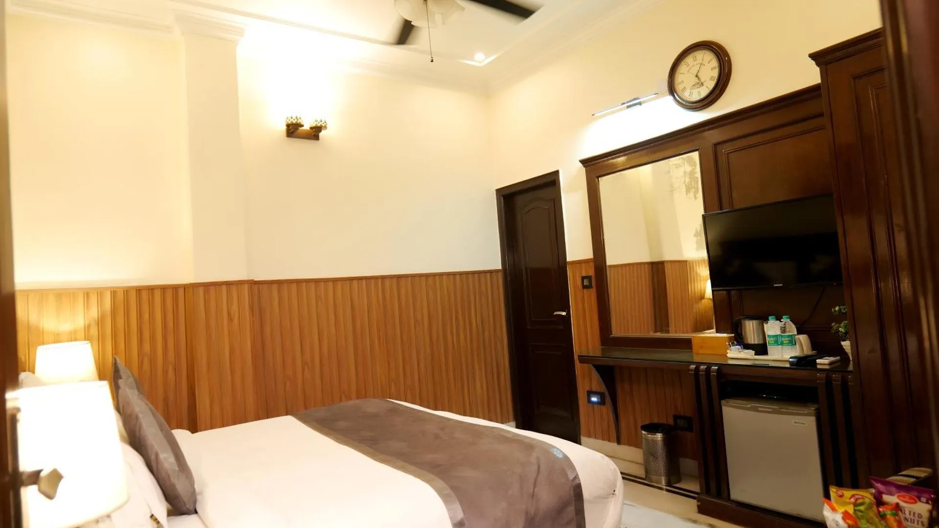 Wood Castle Hotel Delhi   Delhi (National Capital Territory of India)